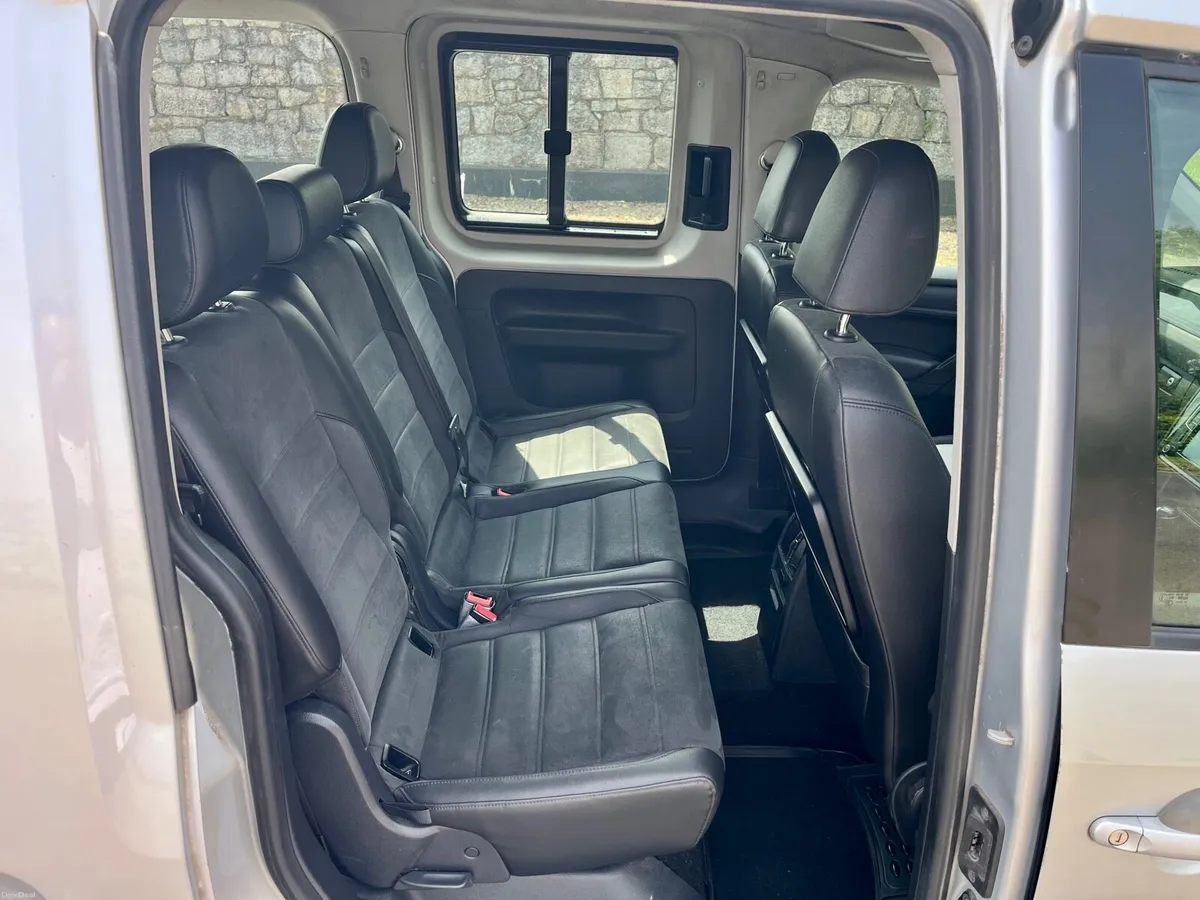 2017 Volkswagen Caddy MaxiLife 7 seater - Image 6