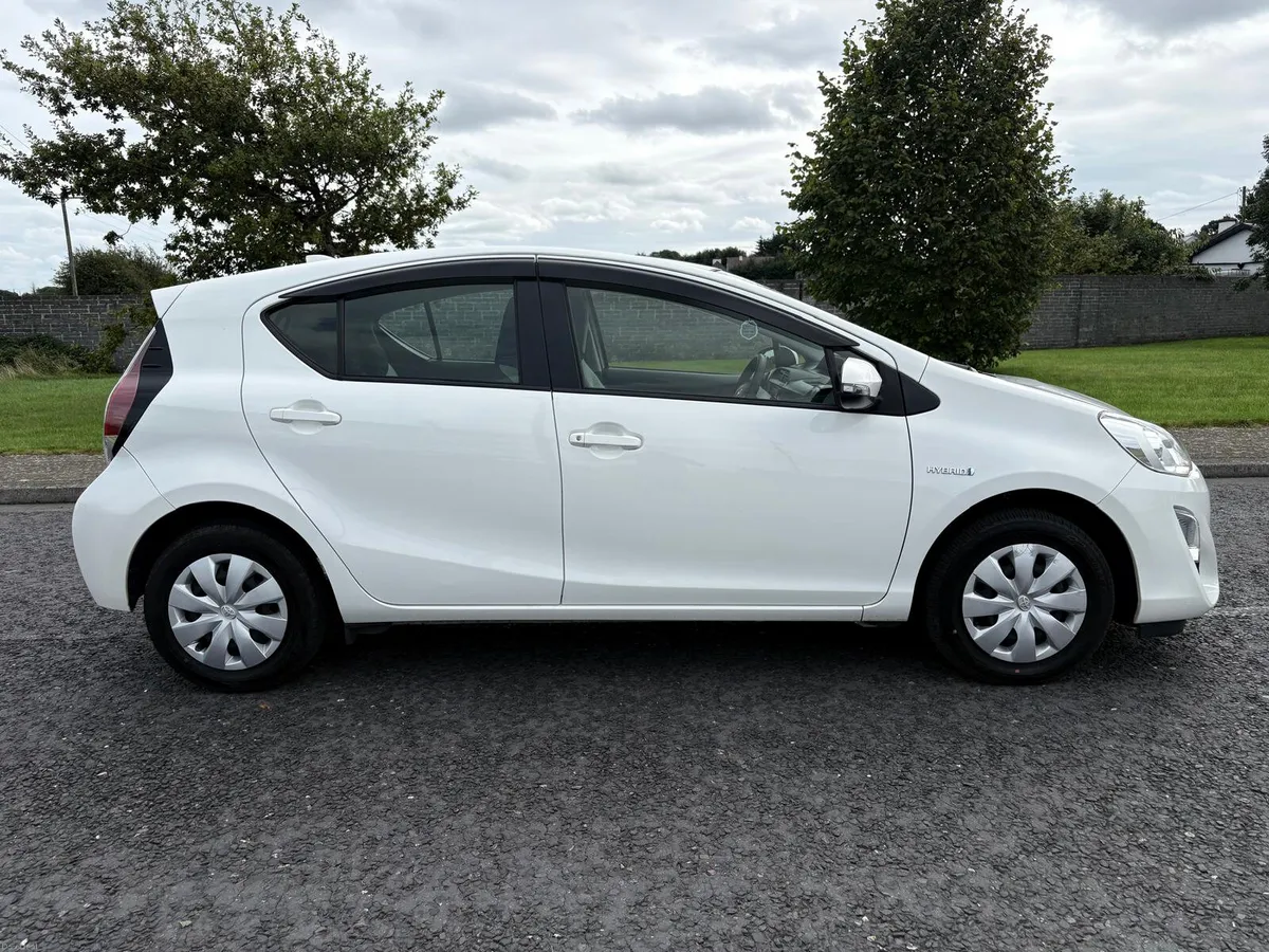 2015 Toyota Aqua L, 1.5 Petrol, Automatic - Image 2