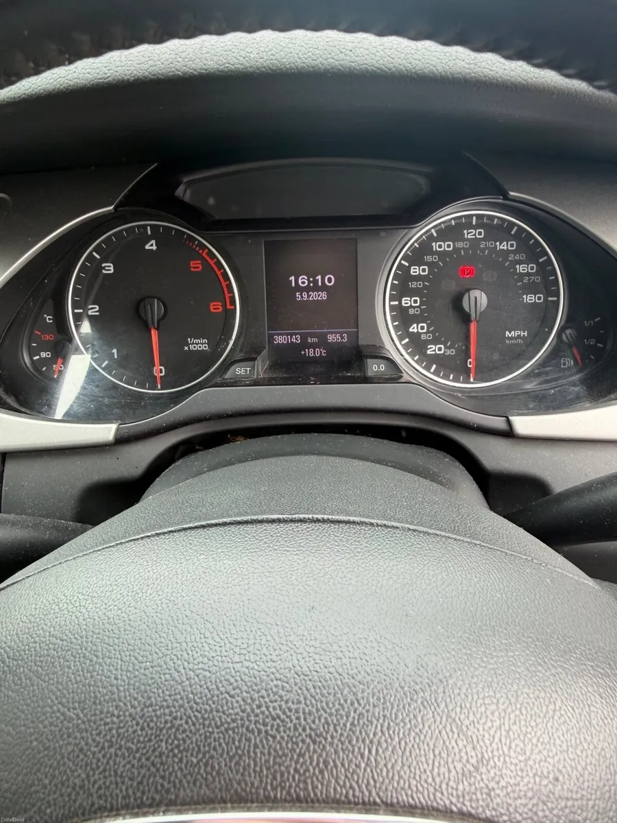 Audi A4 2009 - Image 2