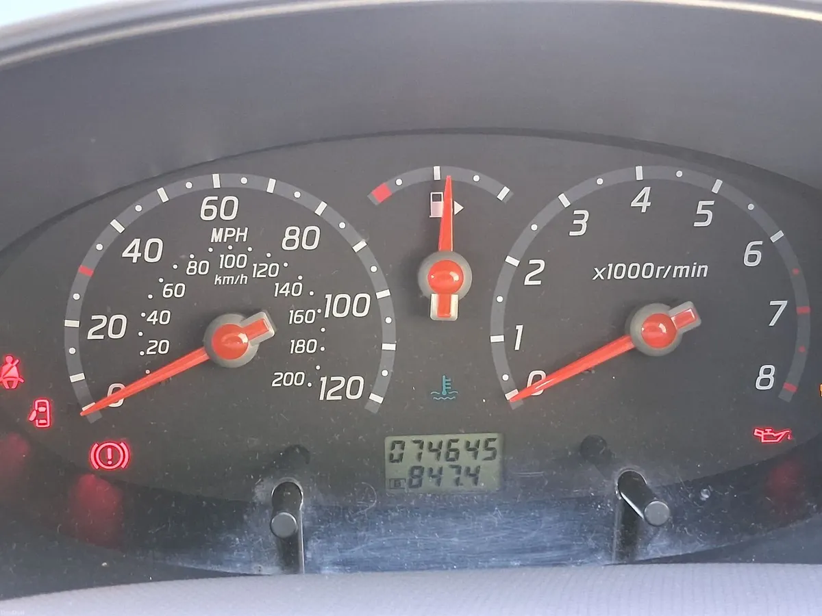 Nissan Micra 2004 - Image 5