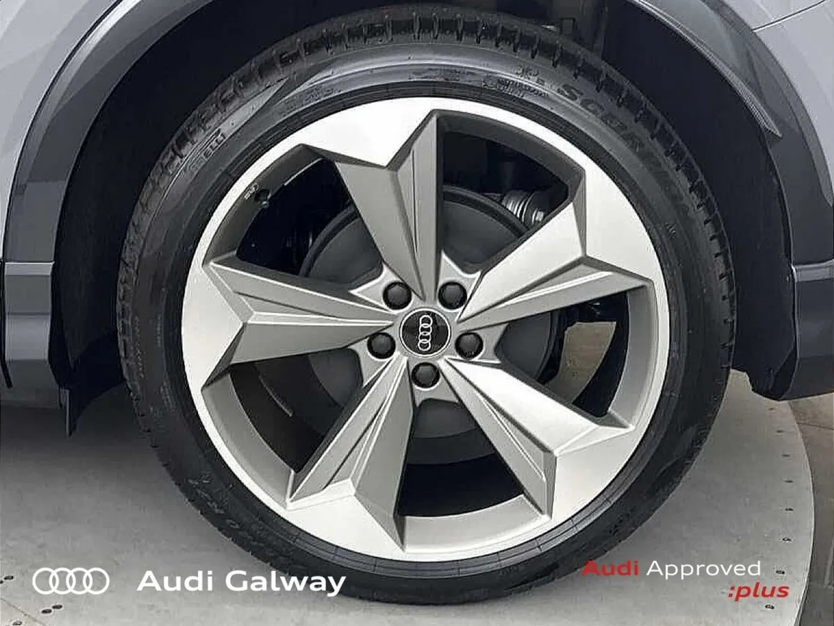 Audi Q4 e-tron €566 p/m - (2026) 45 BLACK EDITION - Image 6