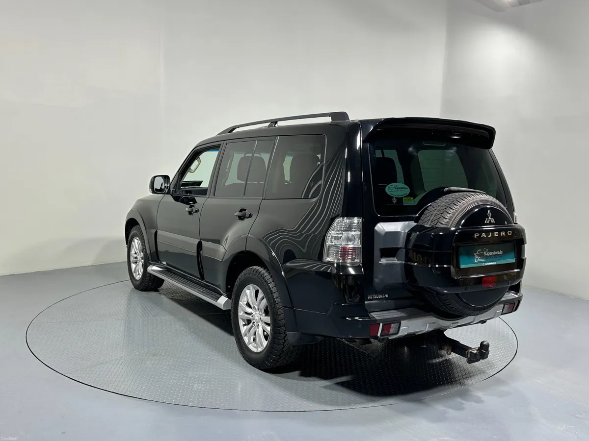 Mitsubishi Pajero 3.2 High Spec Auto 7 Seater 141 - Image 5