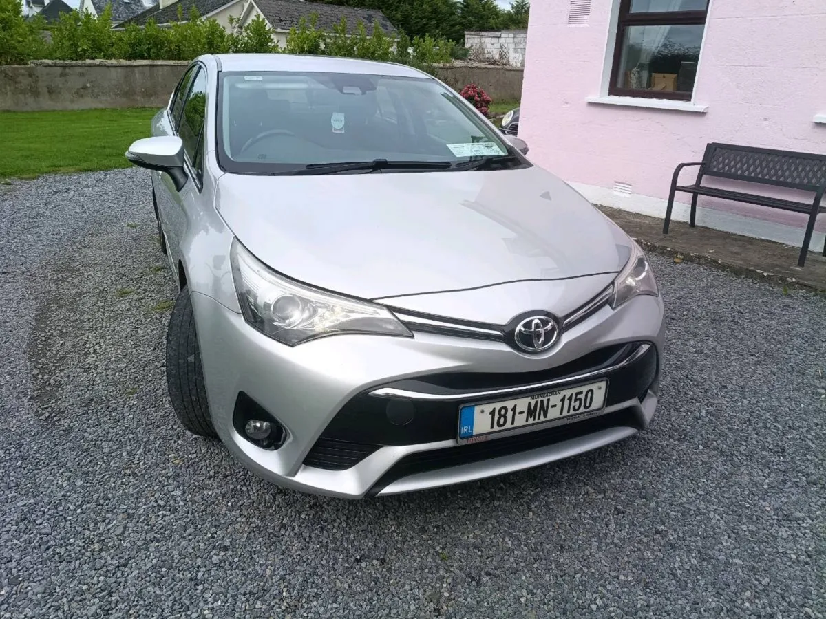Toyota Avensis - Image 1