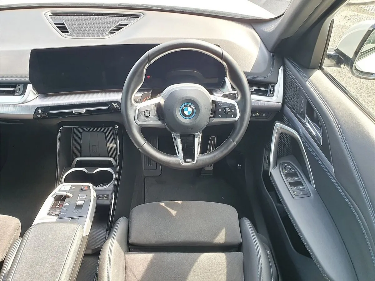 BMW iX1 xDrive30 M Sport - Image 5
