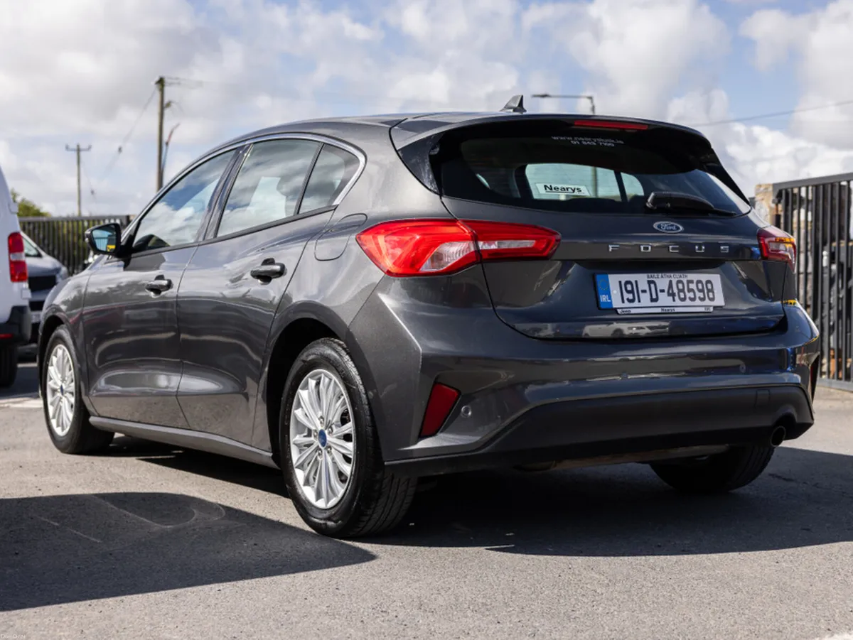 Ford Focus 1.0 TITANIUM ECOBOOST 125 5DR T - Image 6