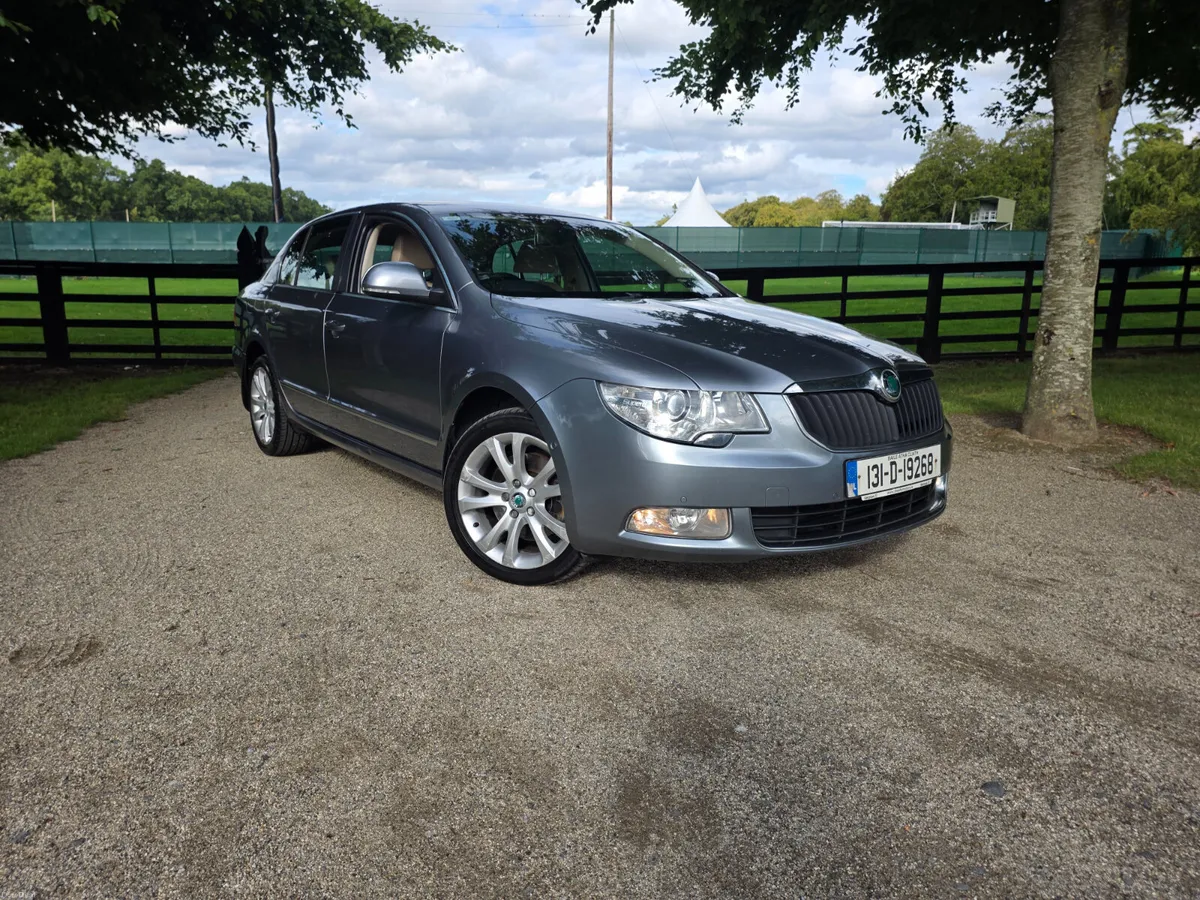 2013 SKODA SUPERB 2.0 TDI (AUTOMATIC / LOW KM) - Image 1