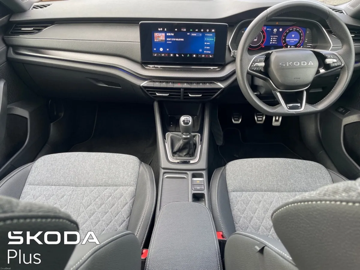 Skoda Octavia SPORTLINE 2.0 TDI 115HP 5DR - Image 2