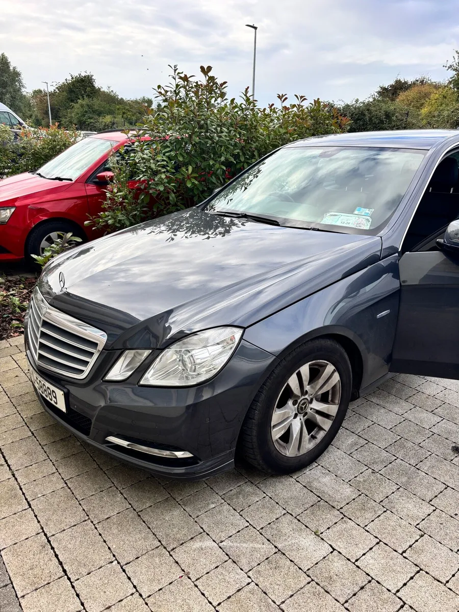 Mercedes E220 - Image 1