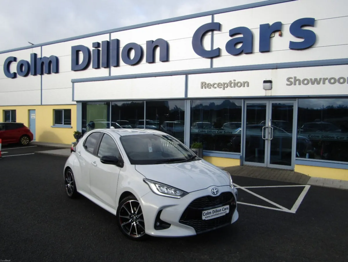 Toyota Yaris GR SPORT HEV CVT - Image 1
