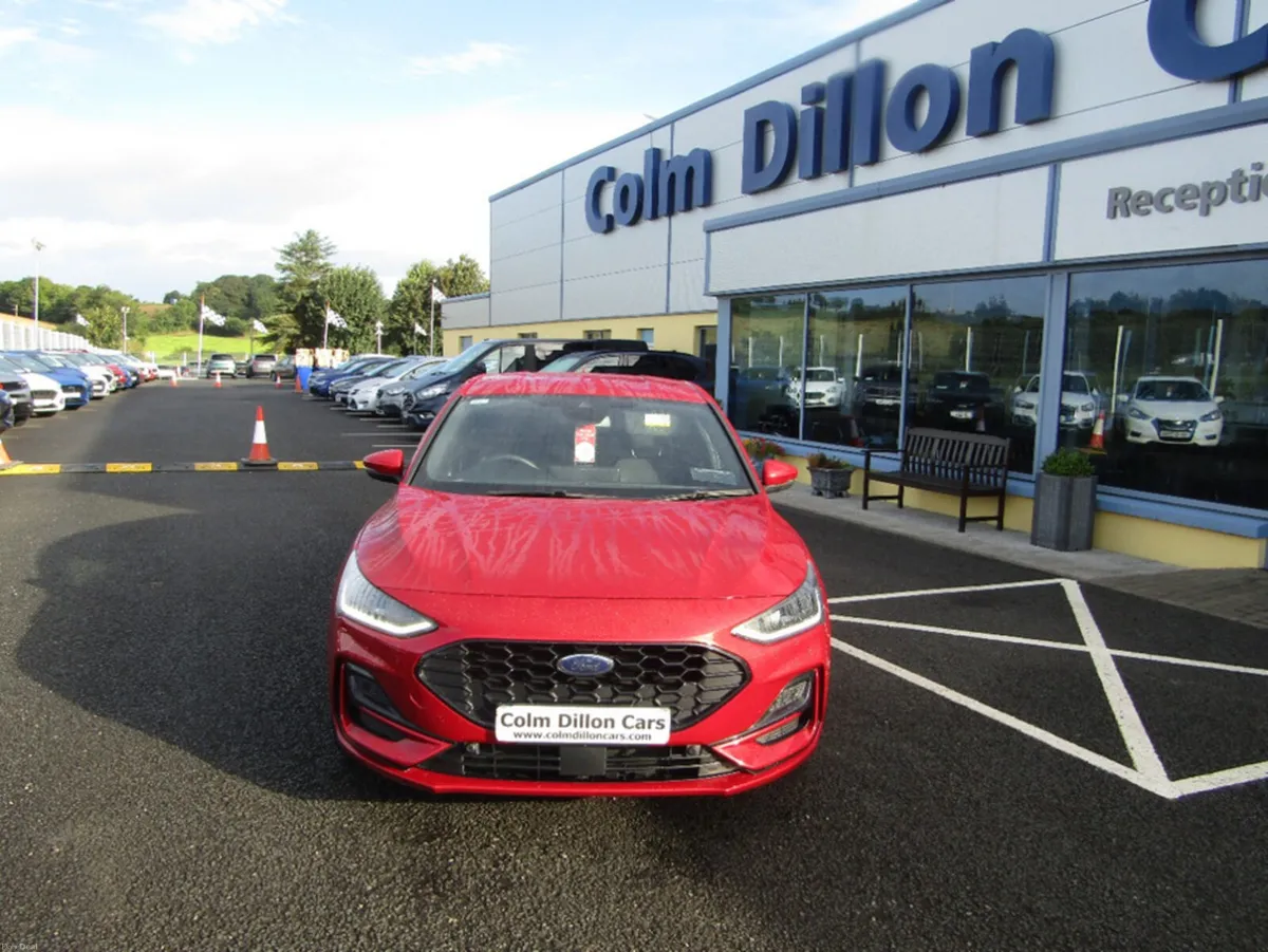 Ford Focus ST-LINE X 1.5L ECOBLUE 1 - Image 4