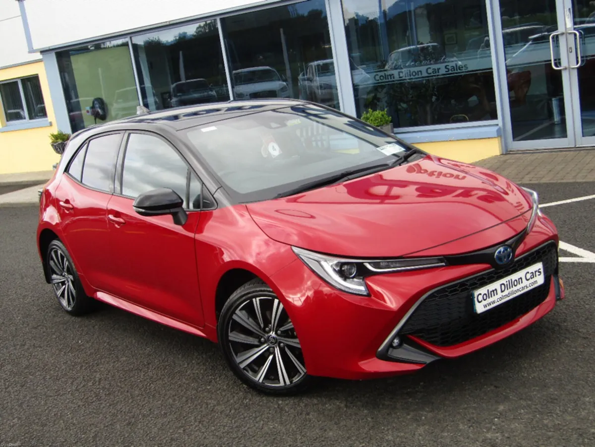 Toyota Corolla LUNA SPORT HB 4DR AUTO - Image 2