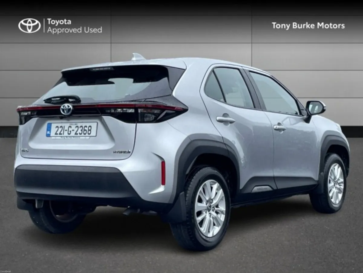 Toyota Yaris Cross - Luna - 1.5 Hybrid - Automatic - Image 2