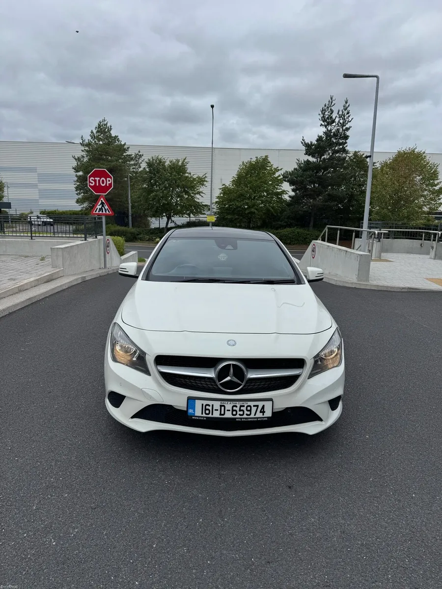 MERCEDES-BENZ CLA 200 D SPORT AUTO - Image 3