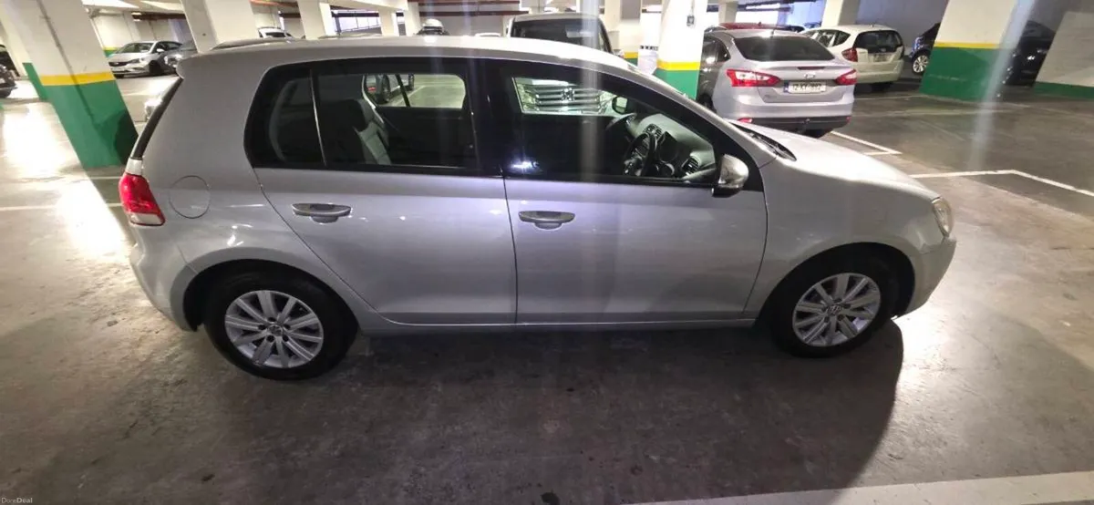 Vw Golf 1.6tdi Automatic - Image 2