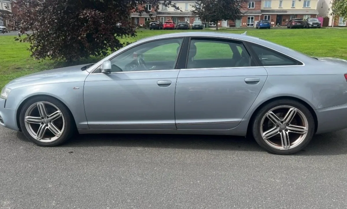 Audi A6 SLine 2010 - Image 4