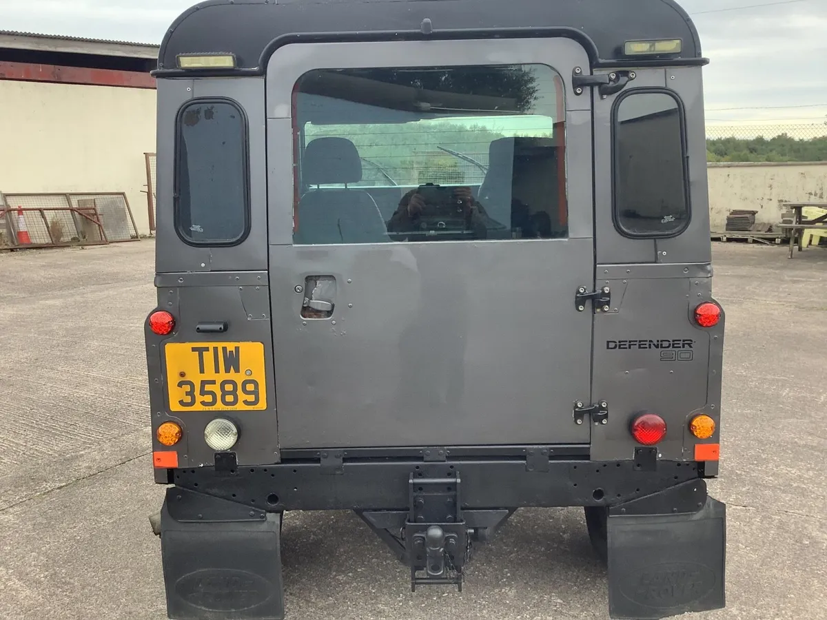 1996. Land Rover Defender - Image 3