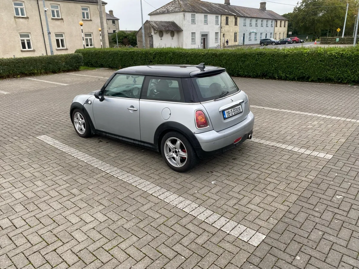 Mini Cooper D NEW NCT and tax full service history - Image 4