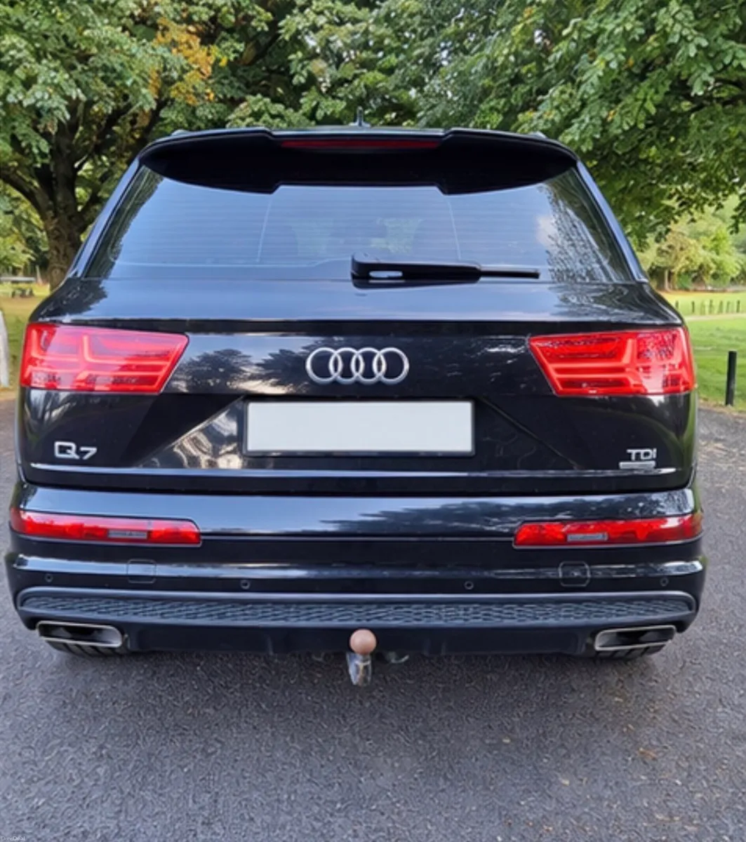 Audi Q7 S-line Black 3.0 Diesel - Image 4