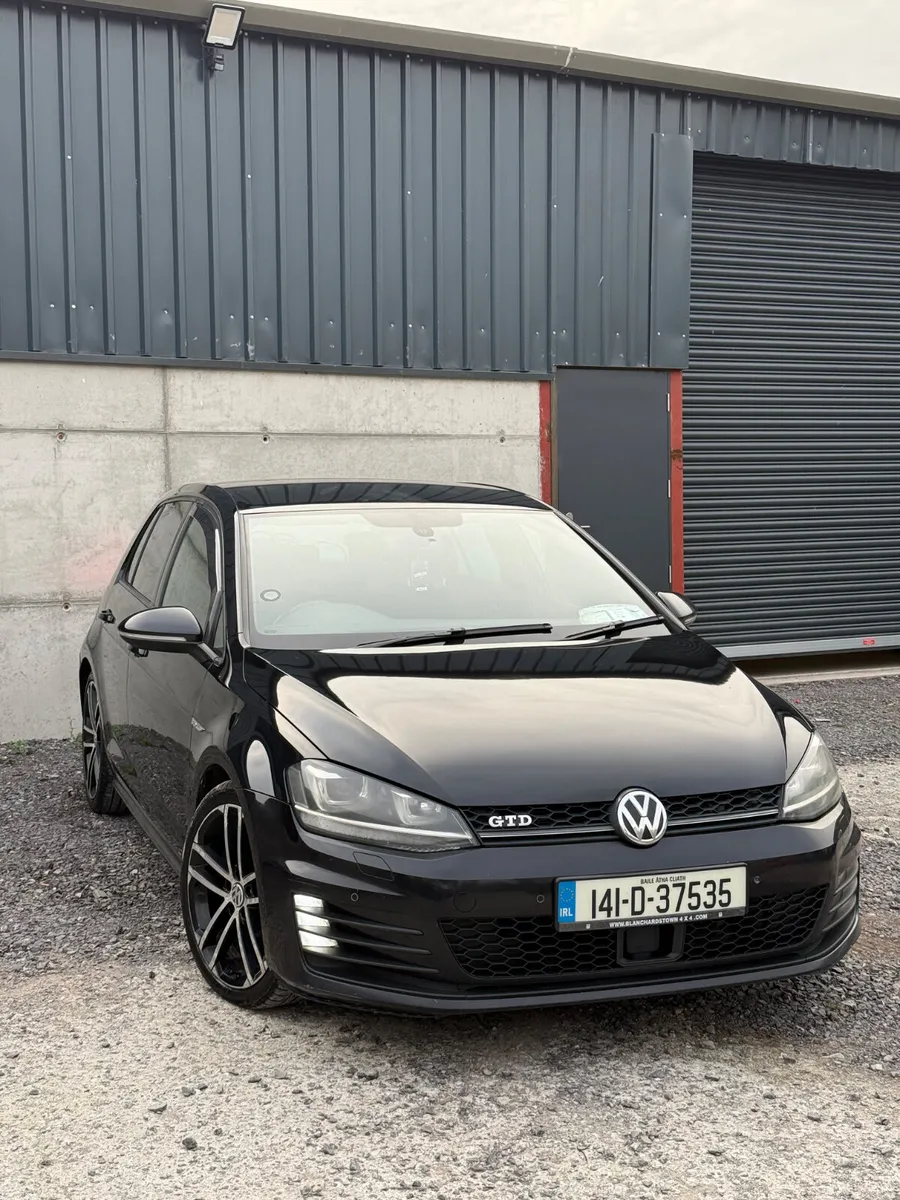 141 VOLKSWAGEN GOLD GTD 2.0TDI - Image 1