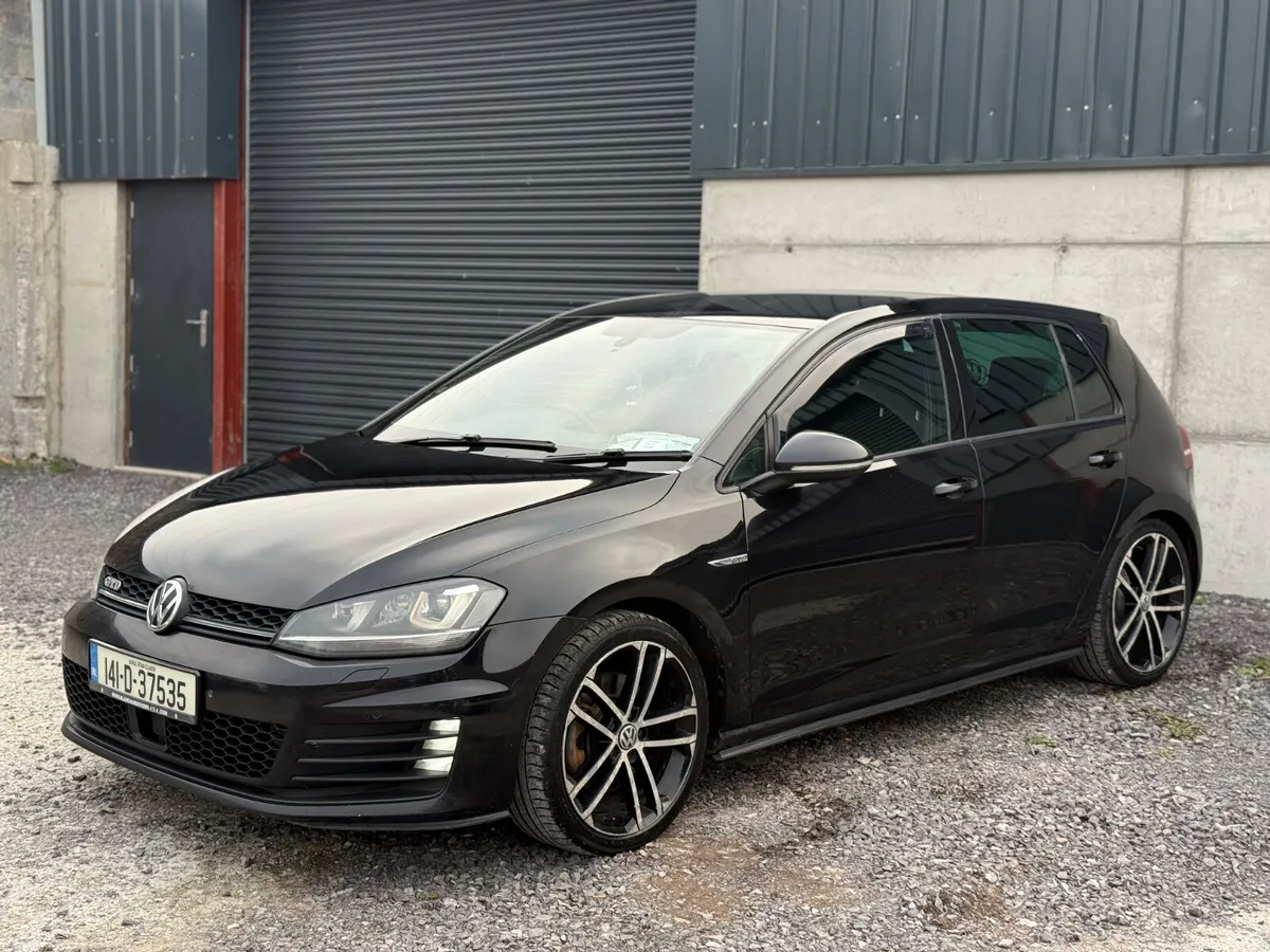 141 VOLKSWAGEN GOLD GTD 2.0TDI - Image 4