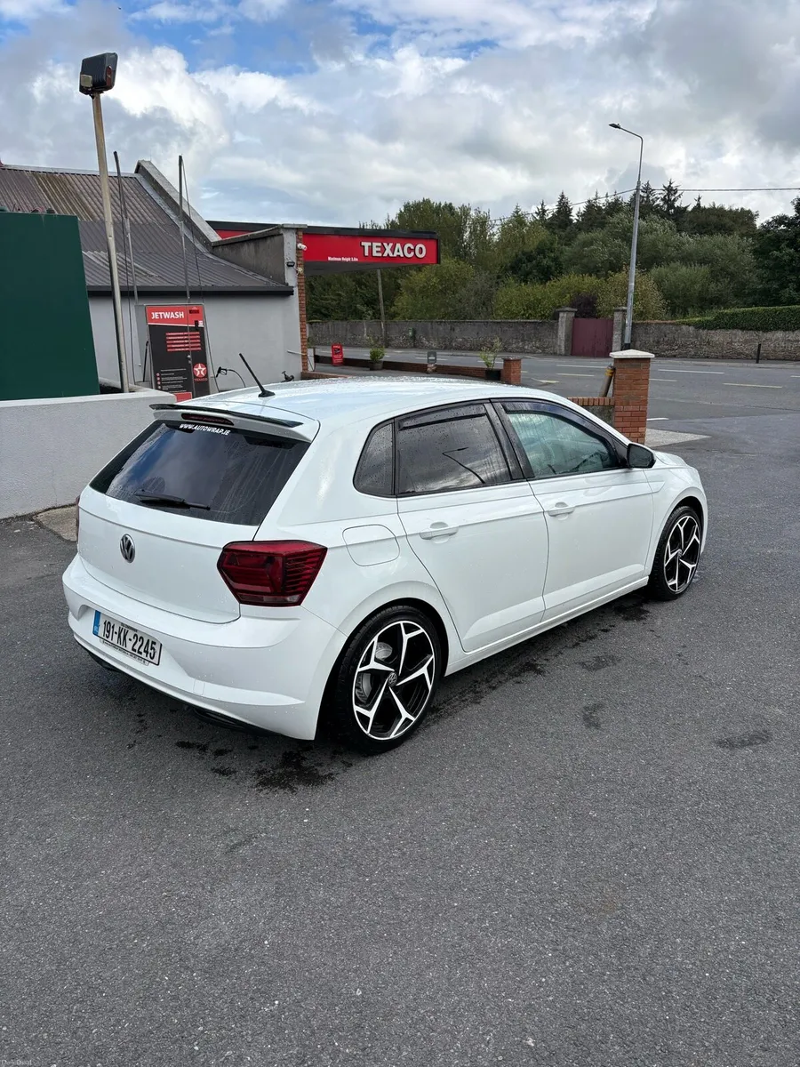 Volkswagen polo - Image 6