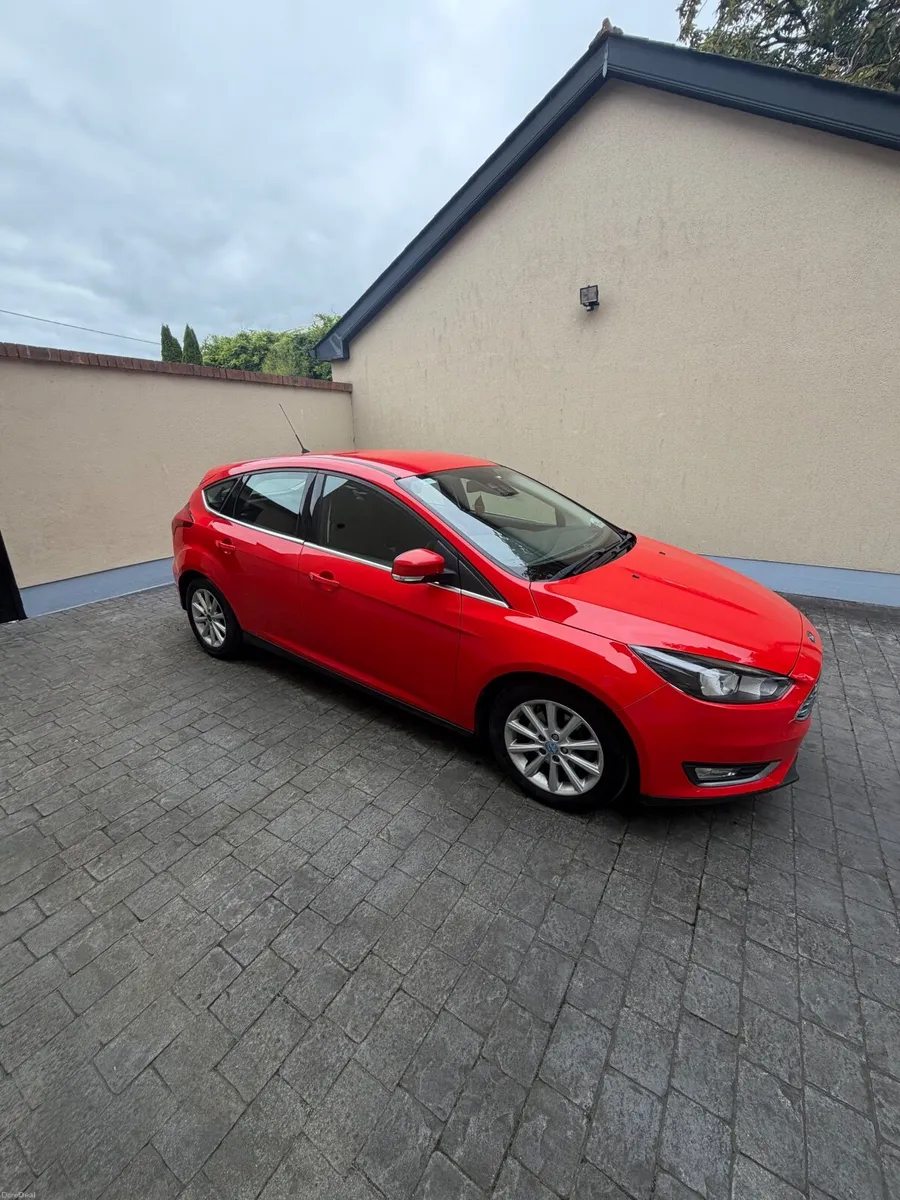 Ford Focus 2017 - Image 1
