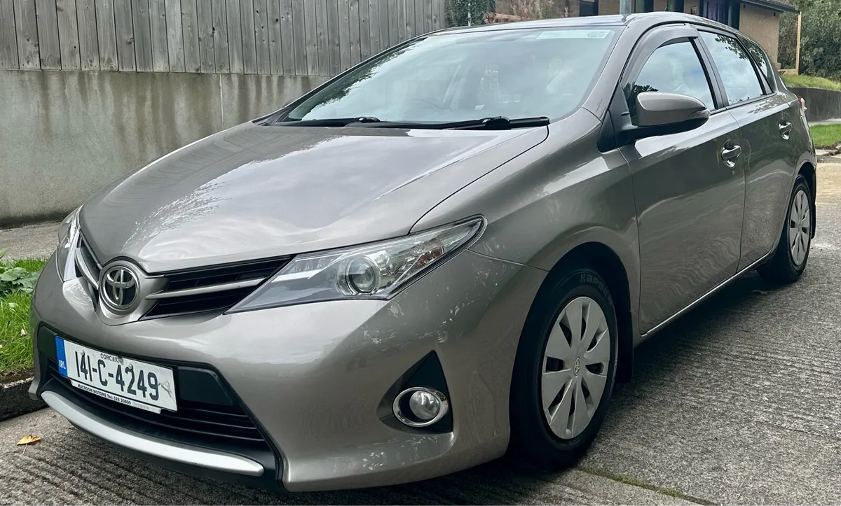 2014 Toyota Auris | 99,000 miles | NCT July 2027 - Image 2