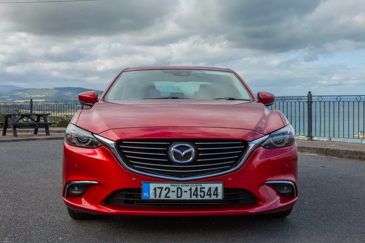 2017 (172) Mazda 6 2.2 SKYACTIV-D 175PS Platinum A - Image 3