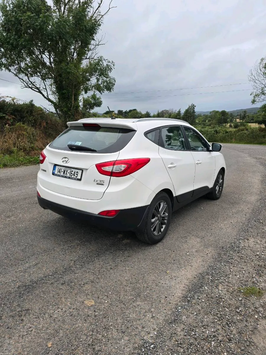 Hyundai ix35 - Image 2