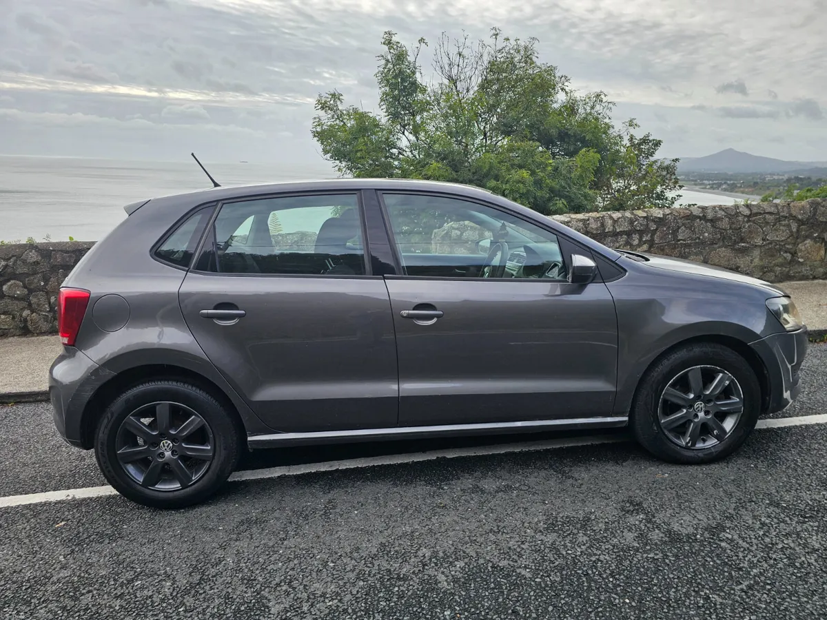 Volkswagen Polo 1.4l HIGH SPEC - Image 4