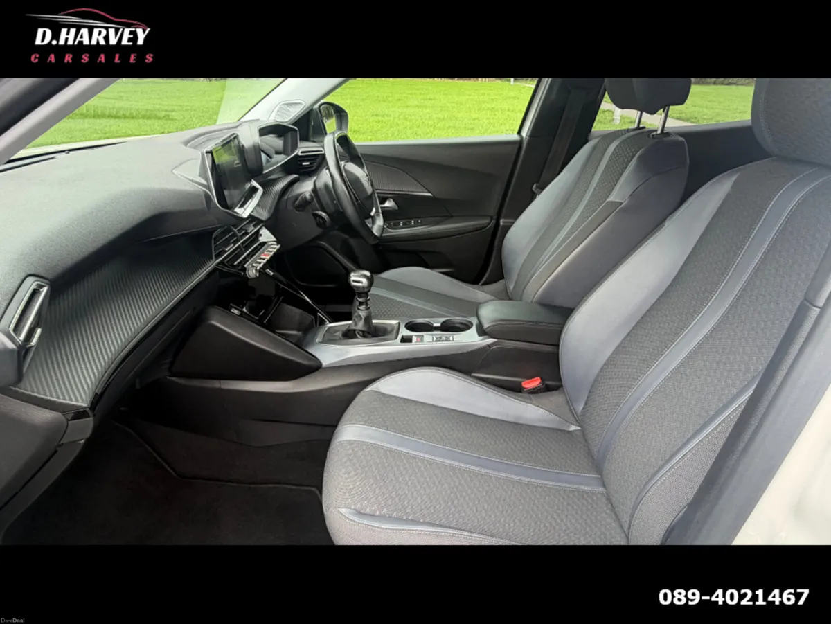 Peugeot 2008 1.2 Allure | 47Klms | 1 Owner | NCT 0 - Image 6