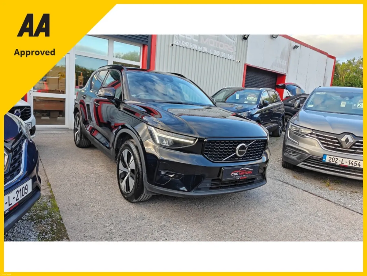 Volvo XC40 2022 T4 PLUS Petrol Plug In Hybird - Image 2