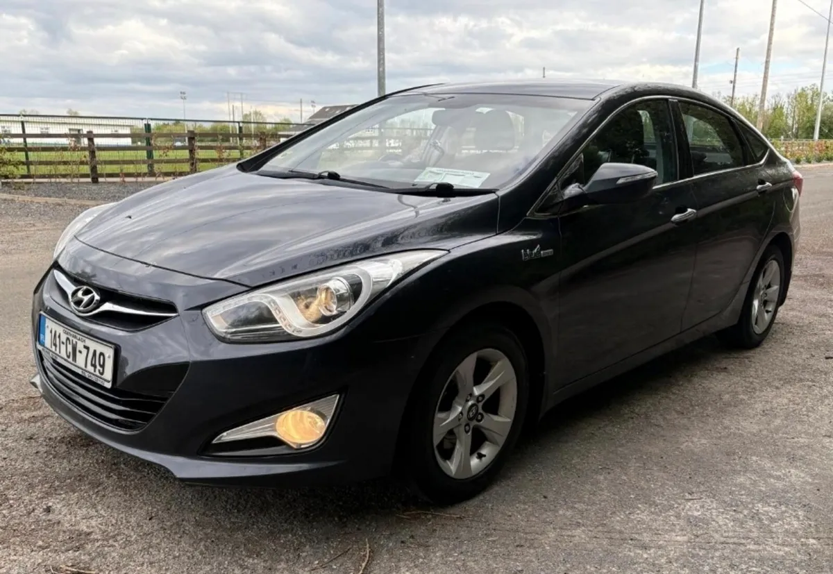 HYUNDAI I40 1.7 DIESEL SALOON - Image 5