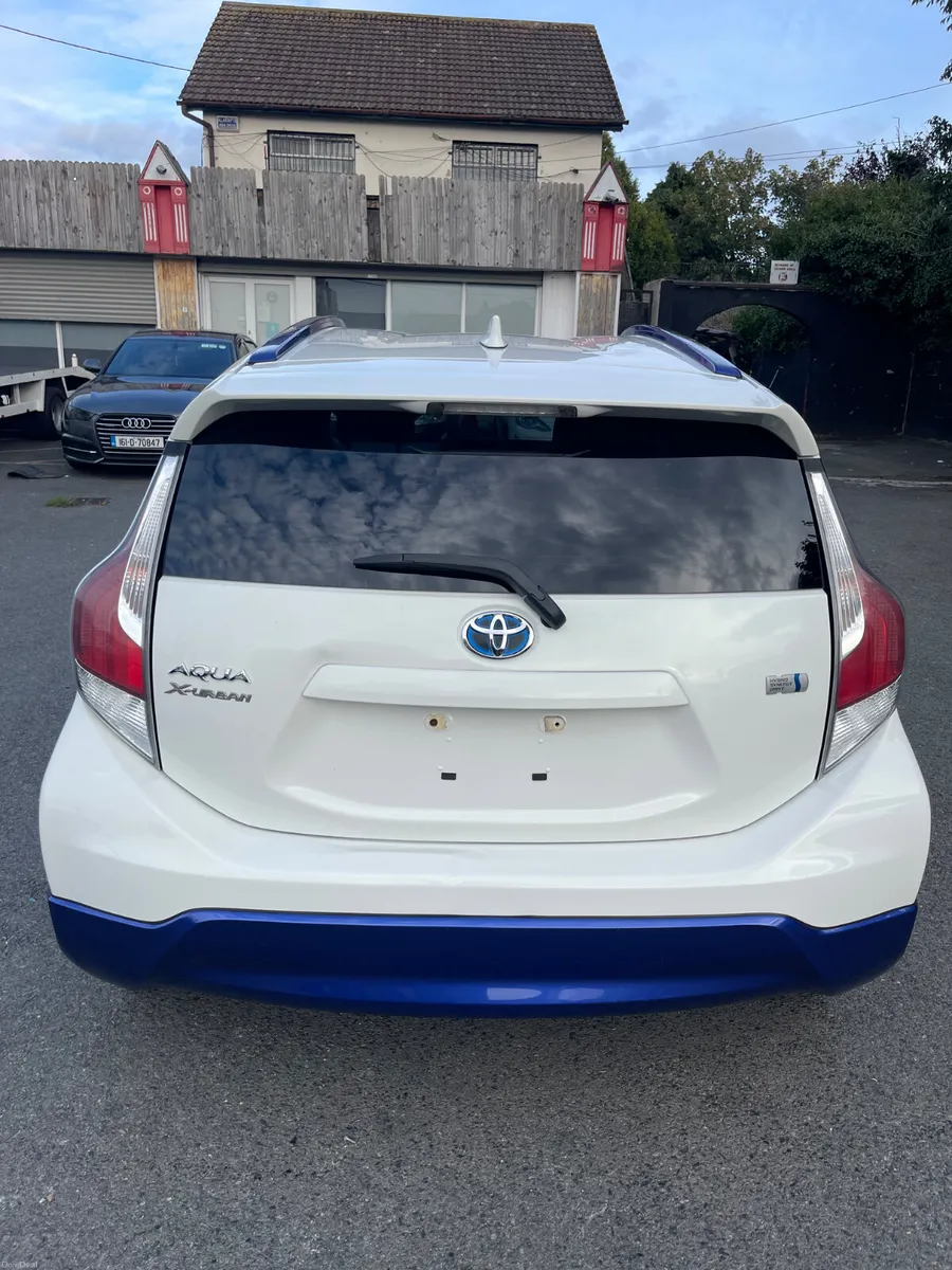 2015 Toyota aqua urban push button - Image 5
