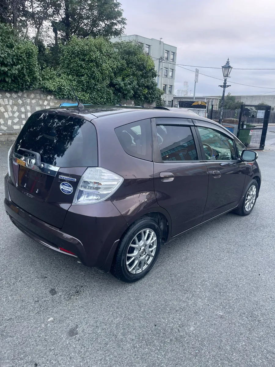 2012 Honda fit hybrid low mileage 65k only - Image 6