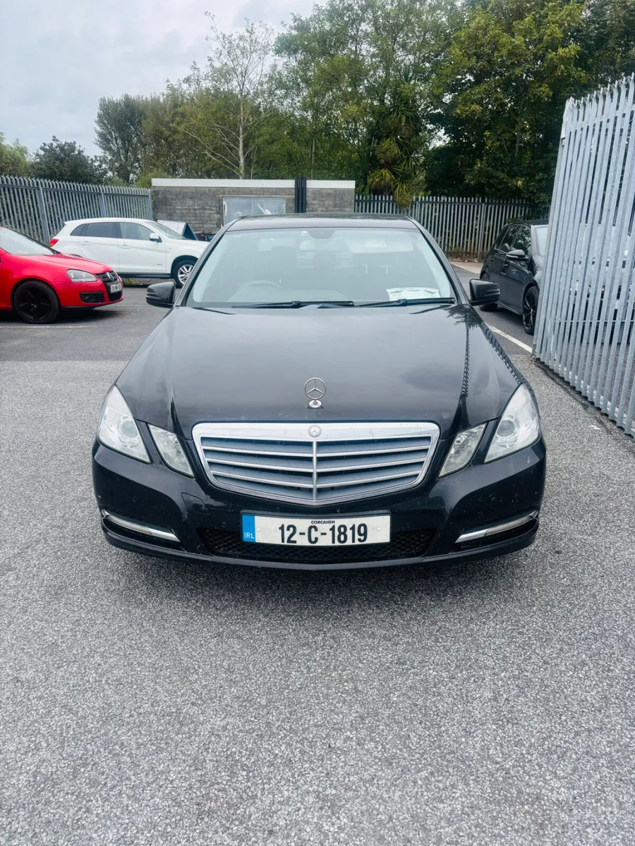 Mercedes-Benz E-Class 2012 - Image 1