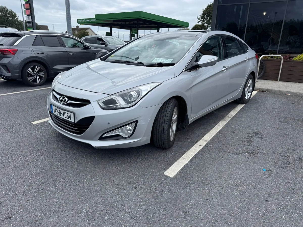 HYUNDAI i40 EXECUTIVE PLUS Automatic - Image 2