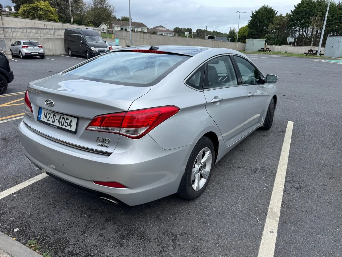 HYUNDAI i40 EXECUTIVE PLUS Automatic - Image 4