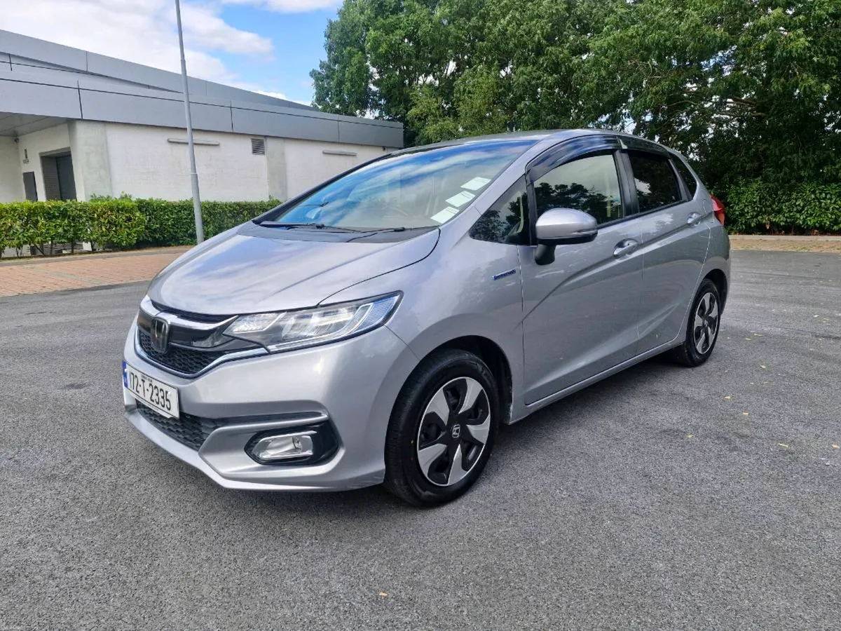 2017 Honda Fit 1.5 Hybrid Automatic - Image 2