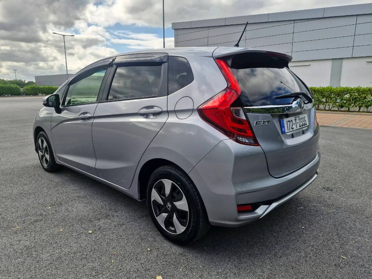 2017 Honda Fit 1.5 Hybrid Automatic - Image 4