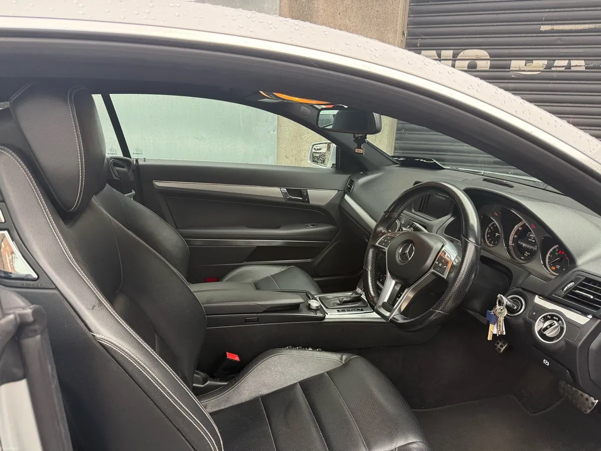 Mercedes E-Coupe - Image 4