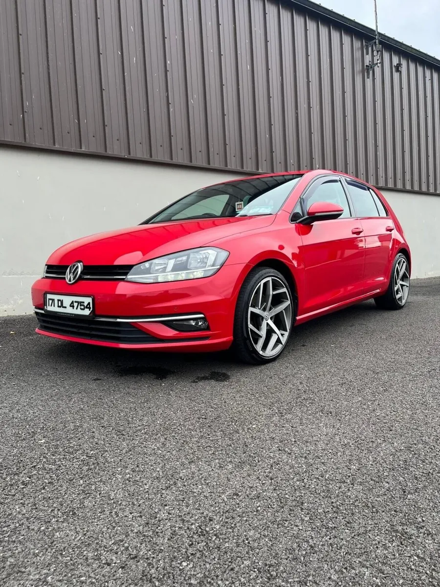 Volkswagen Golf 2017 - Image 1