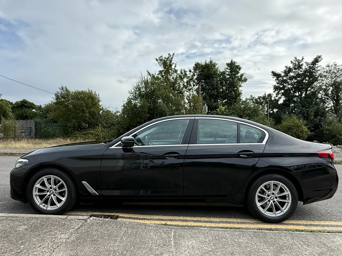 2022 BMW 520d MHEV Irish Car - Image 6