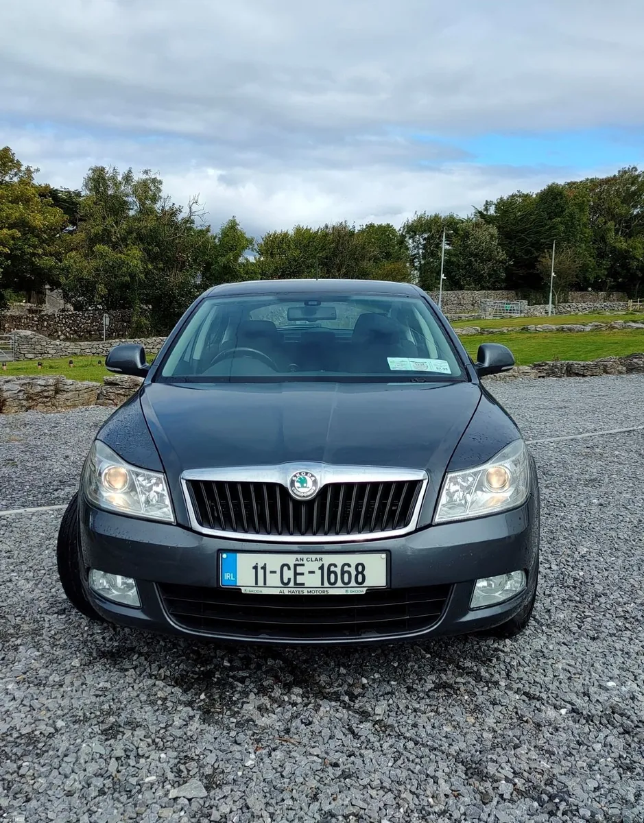 Skoda Octavia 1.6 tdi 2011 - Image 1