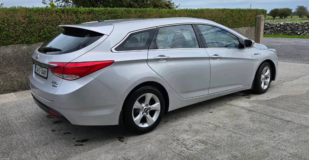 Hyundai i40 - Image 2