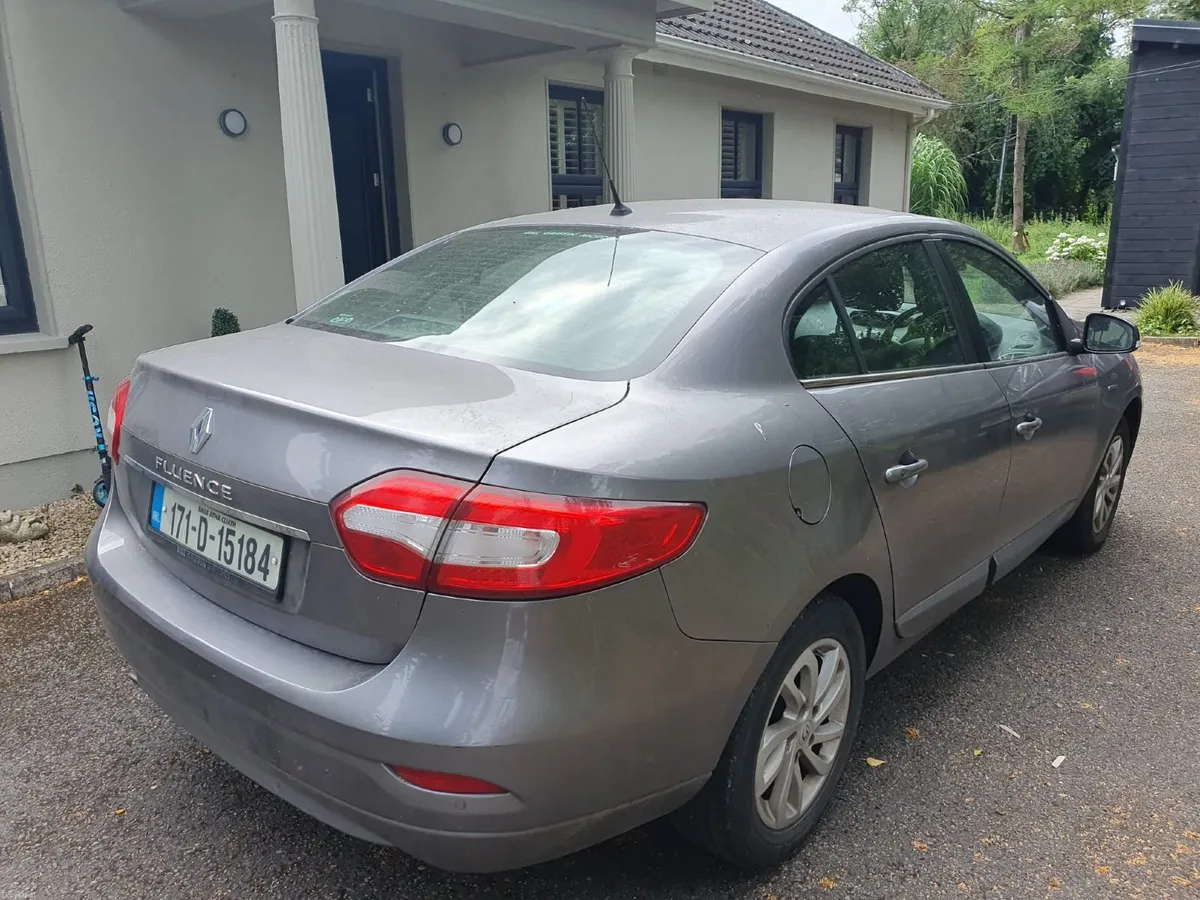 Renault Fluence 2017 - Image 2
