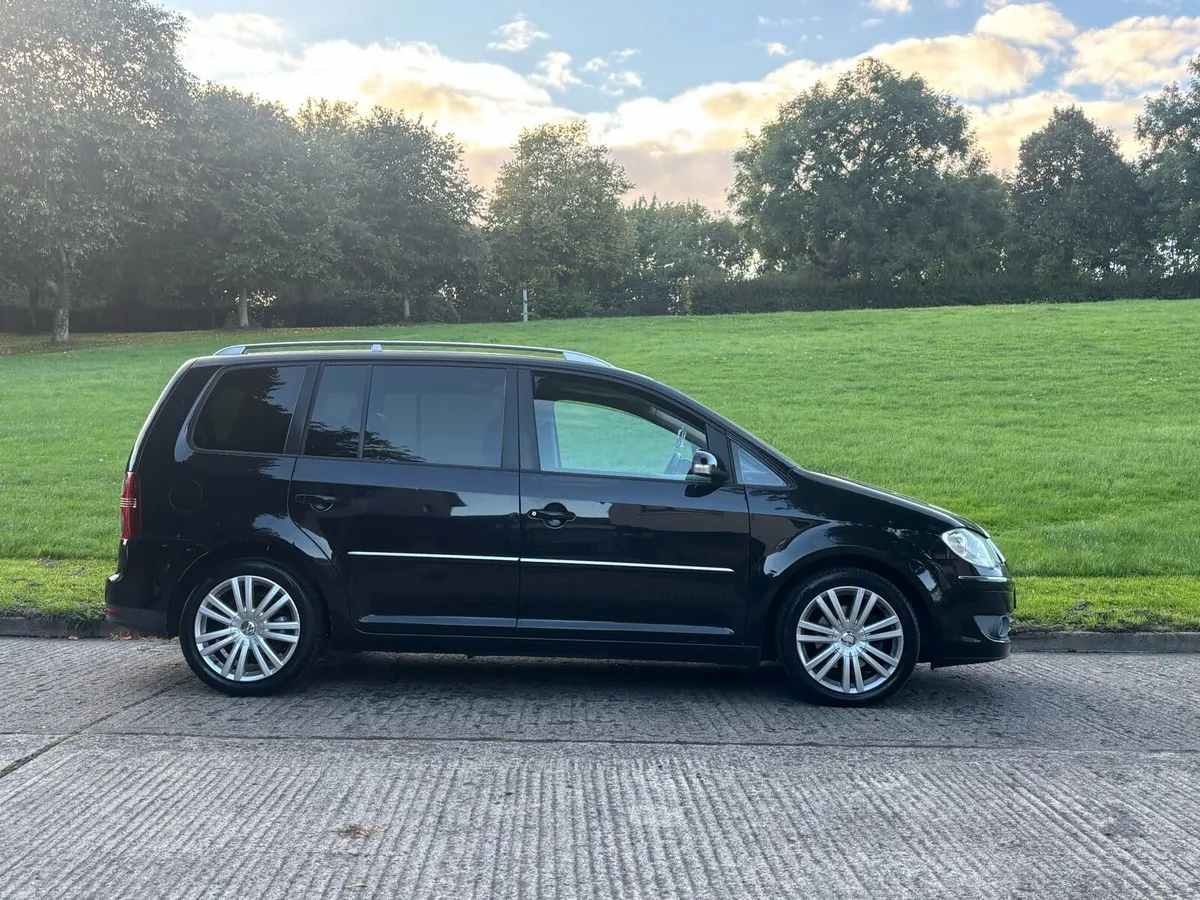 2008 Volkswagen Touran 1.9 TDI MANUAL 7 seater - Image 5