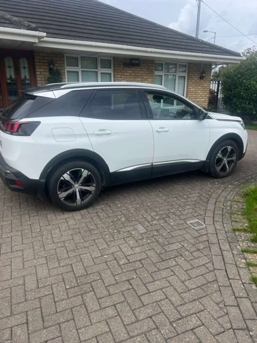 PEUGEOT 3008 1.6 HDI ALLURE - Image 3