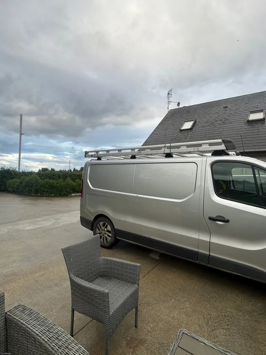 Renault traffic roof rack - Image 2