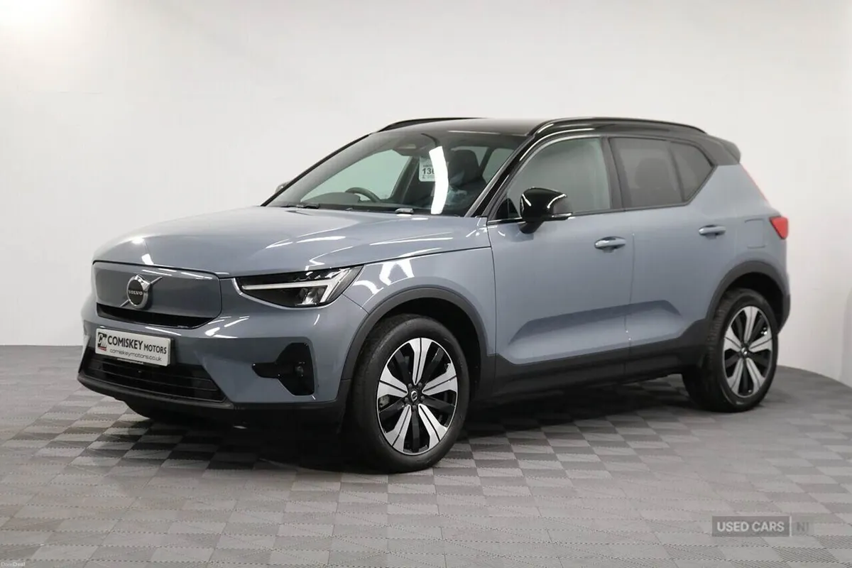 Volvo XC40 Plus - Image 3